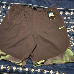 Nike Men's Gray and Green Athletic Shorts